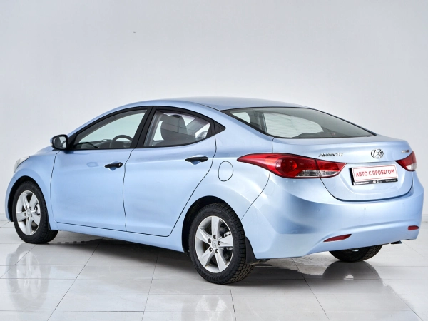 Hyundai Avante, V фото №4