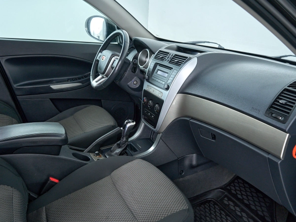 Geely Emgrand X7, I фото №11