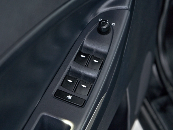 Geely Emgrand X7, I фото №13