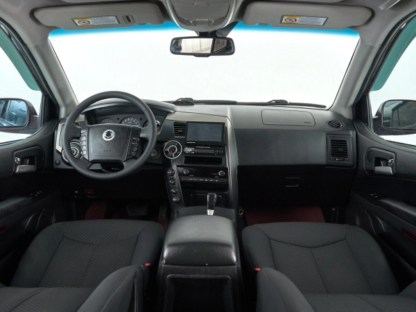 SsangYong Kyron, I Рестайлинг фото №7