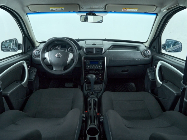 Nissan Terrano, III (D10) фото №8