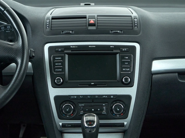 Skoda Octavia, II (A5) Рестайлинг фото №9