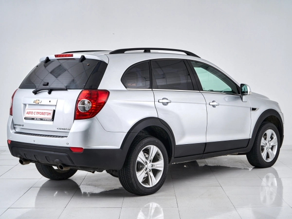 Chevrolet Captiva, I Рестайлинг фото №5