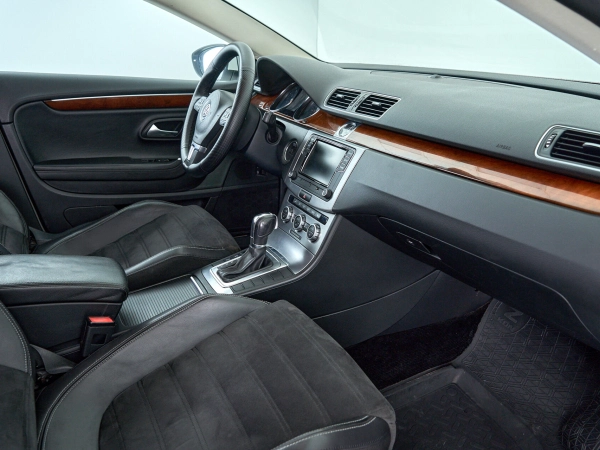 Volkswagen Passat CC, I Рестайлинг фото №11