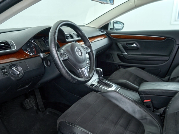 Volkswagen Passat CC, I Рестайлинг фото №12