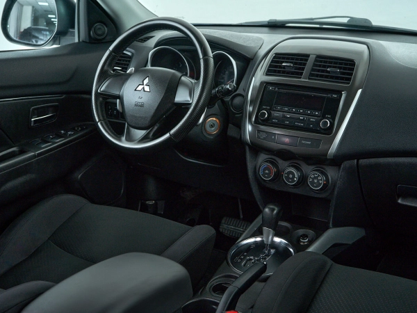 Mitsubishi ASX, I Рестайлинг фото №12