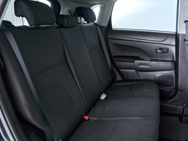 Mitsubishi ASX, I Рестайлинг фото №18