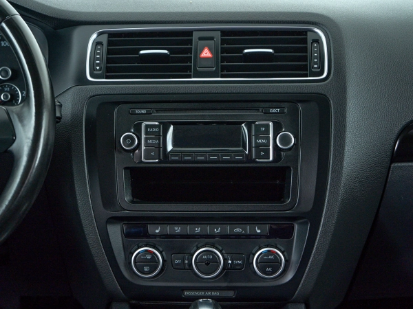 Volkswagen Jetta, VI фото №9