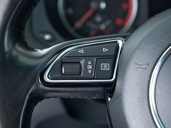 Audi Q3, I (8U) фото №19