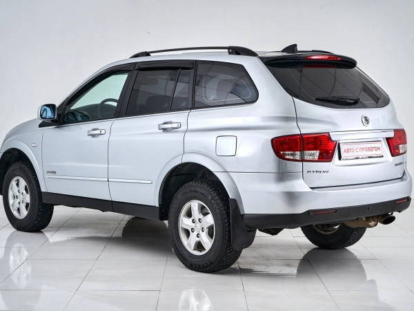 SsangYong Kyron, I Рестайлинг фото №4