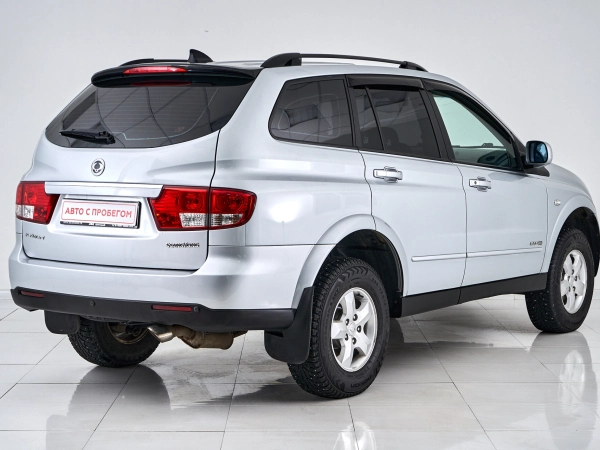 SsangYong Kyron, I Рестайлинг фото №5
