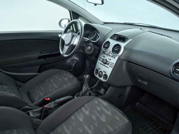 Opel Corsa, D Рестайлинг I фото №11