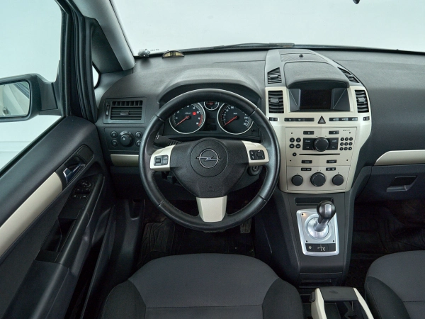 Opel Zafira, B фото №10