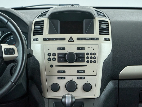 Opel Zafira, B фото №9