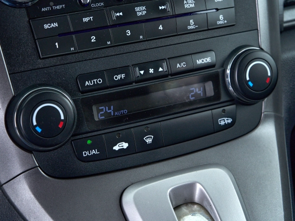 Honda CR-V, III фото №20