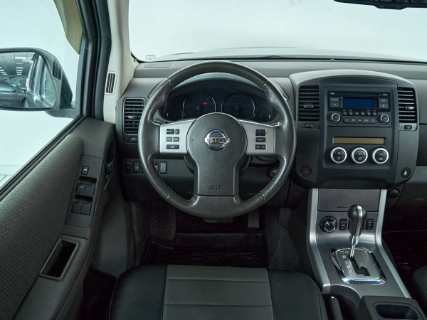 Nissan Pathfinder, III Рестайлинг фото №10