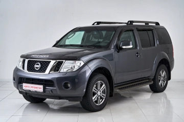Nissan Pathfinder, III Рестайлинг 2013 LE фото