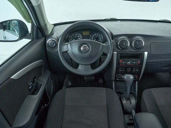 Nissan Almera, III (G15) фото №10