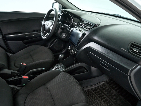 Kia Rio, III фото №12