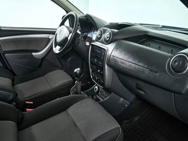 Renault Duster, I фото №11