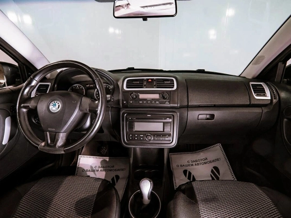 Skoda Fabia, II Рестайлинг фото №6