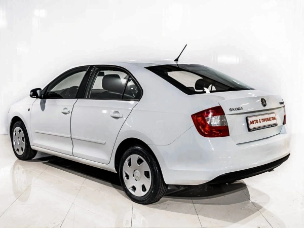 Skoda Rapid, I фото №4