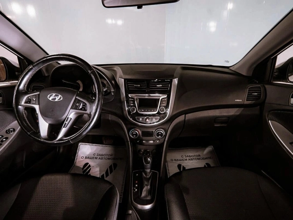 Hyundai Solaris, I Рестайлинг фото №6