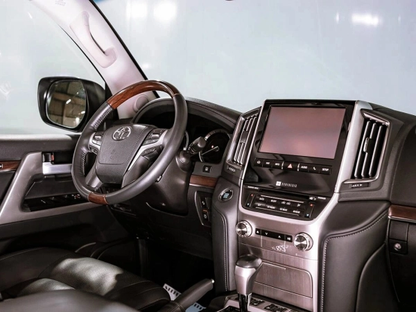 Toyota Land Cruiser, 200 Series Рестайлинг 2 фото №7