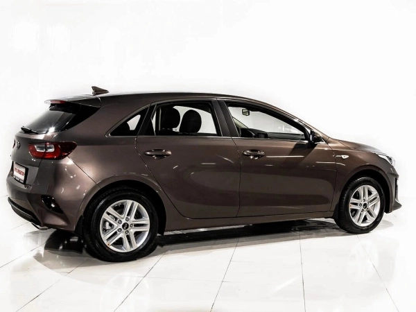 Kia Ceed, III фото №2