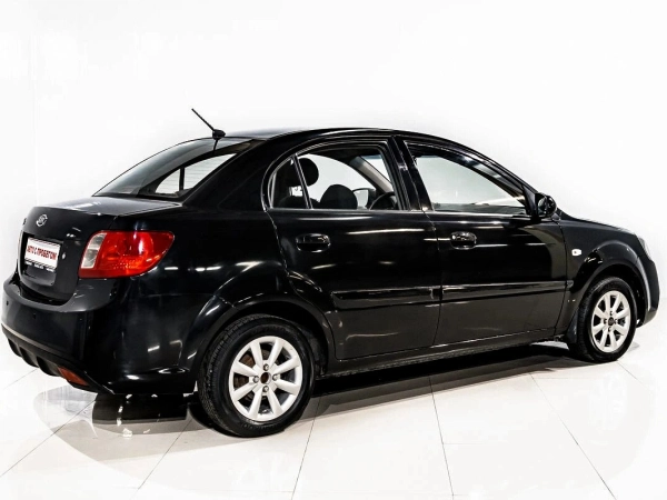 Kia Rio, II Рестайлинг фото №2