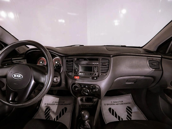 Kia Rio, II Рестайлинг фото №6