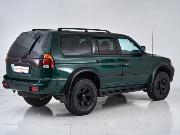 Mitsubishi Montero Sport, I фото №4