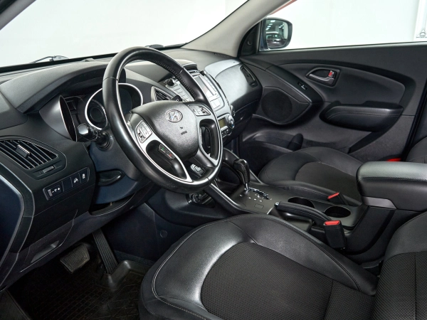 Hyundai ix35, I Рестайлинг фото №13