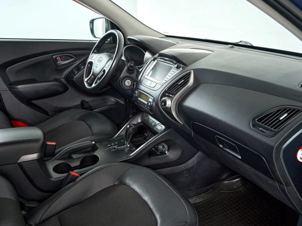 Hyundai ix35, I Рестайлинг фото №14