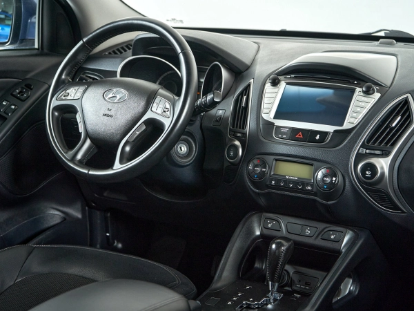 Hyundai ix35, I Рестайлинг фото №8