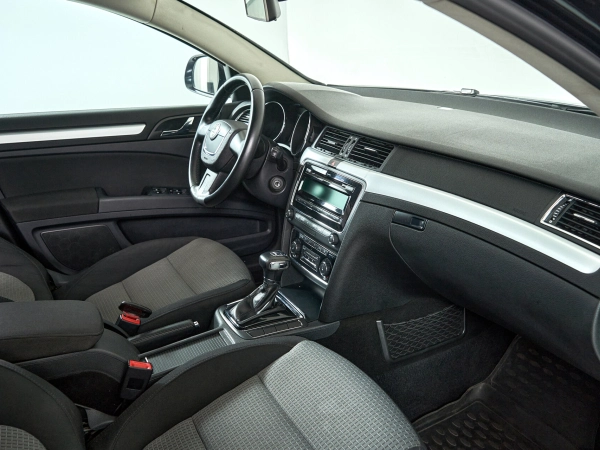 Skoda Superb, II фото №13