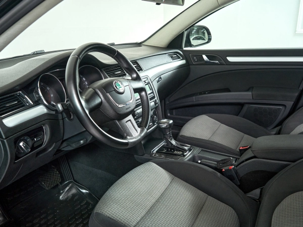 Skoda Superb, II фото №14