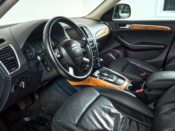 Audi Q5, I (8R) фото №14