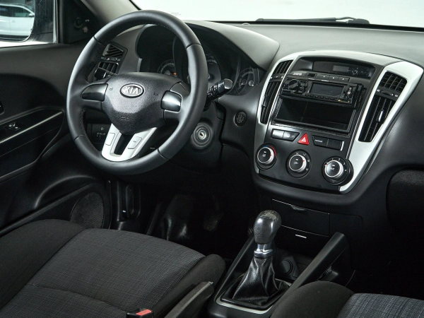 Kia Ceed, I Рестайлинг фото №11