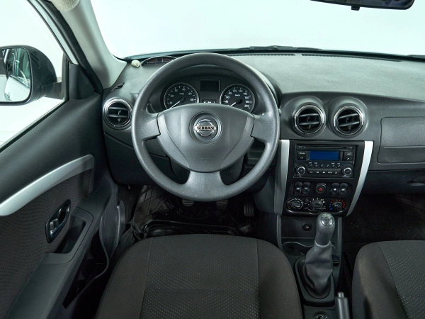 Nissan Almera, III (G15) фото №10
