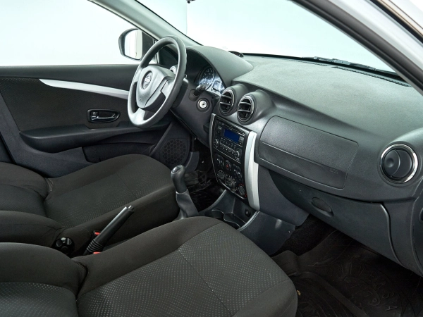 Nissan Almera, III (G15) фото №12