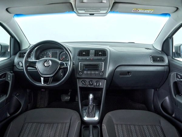 Volkswagen Polo, V Рестайлинг фото №8