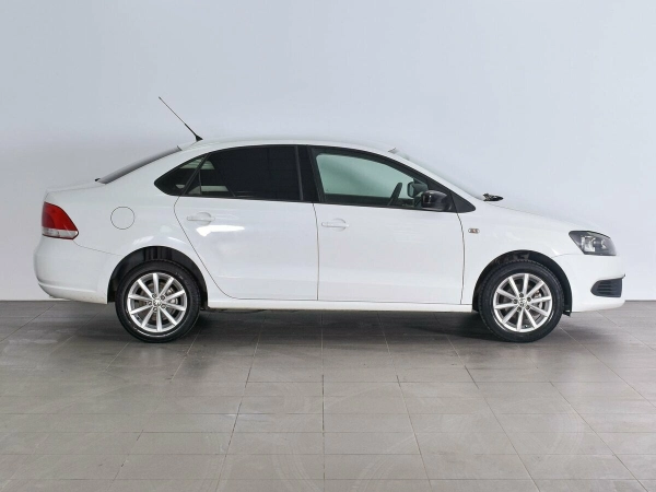Volkswagen Polo, V фото №4