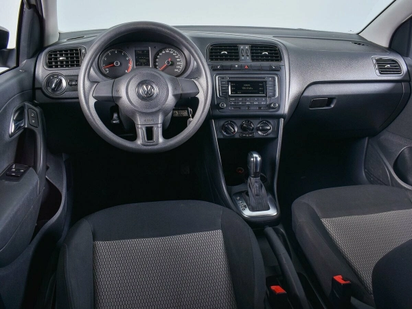 Volkswagen Polo, V фото №6