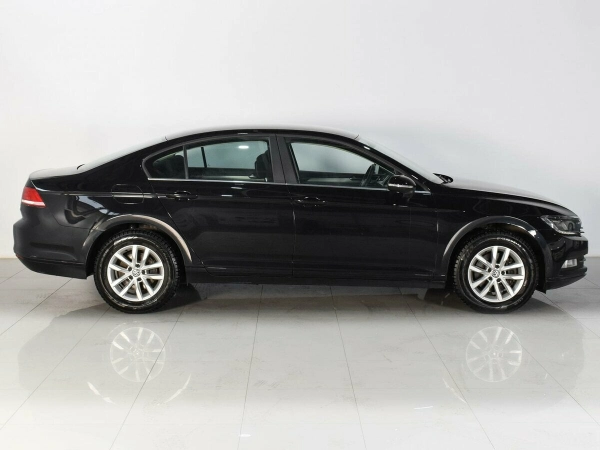Volkswagen Passat, B8 фото №4