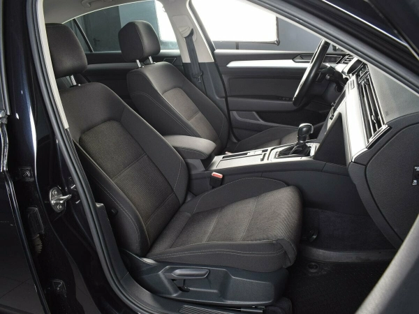 Volkswagen Passat, B8 фото №7