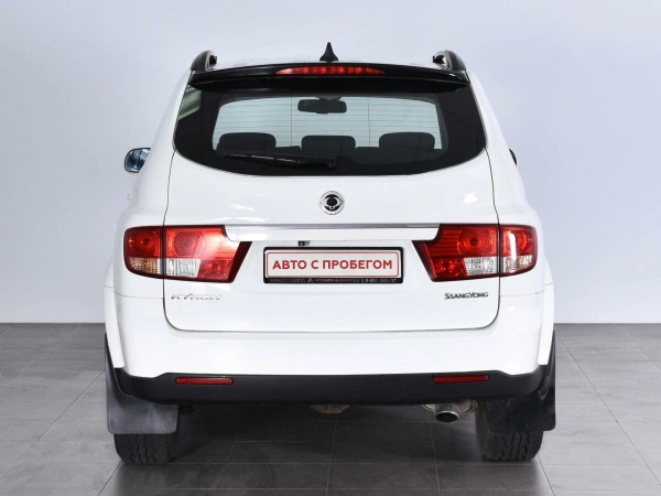 SsangYong Kyron, I Рестайлинг фото №5