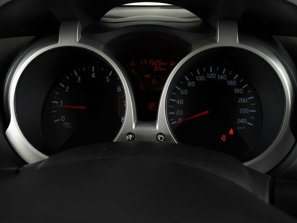 Nissan Juke, I Рестайлинг фото №10