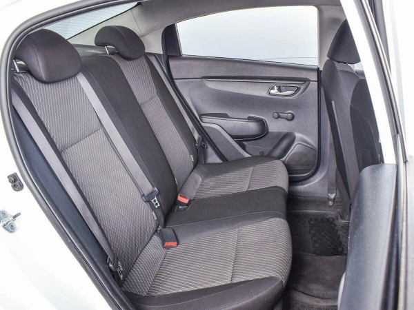 Kia Rio, IV фото №9