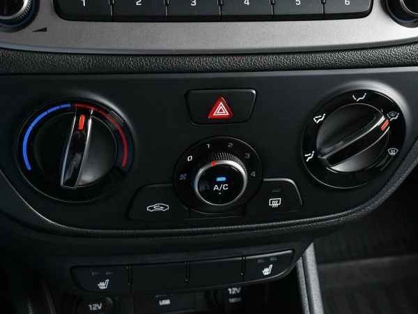 Hyundai Solaris, II Рестайлинг фото №8